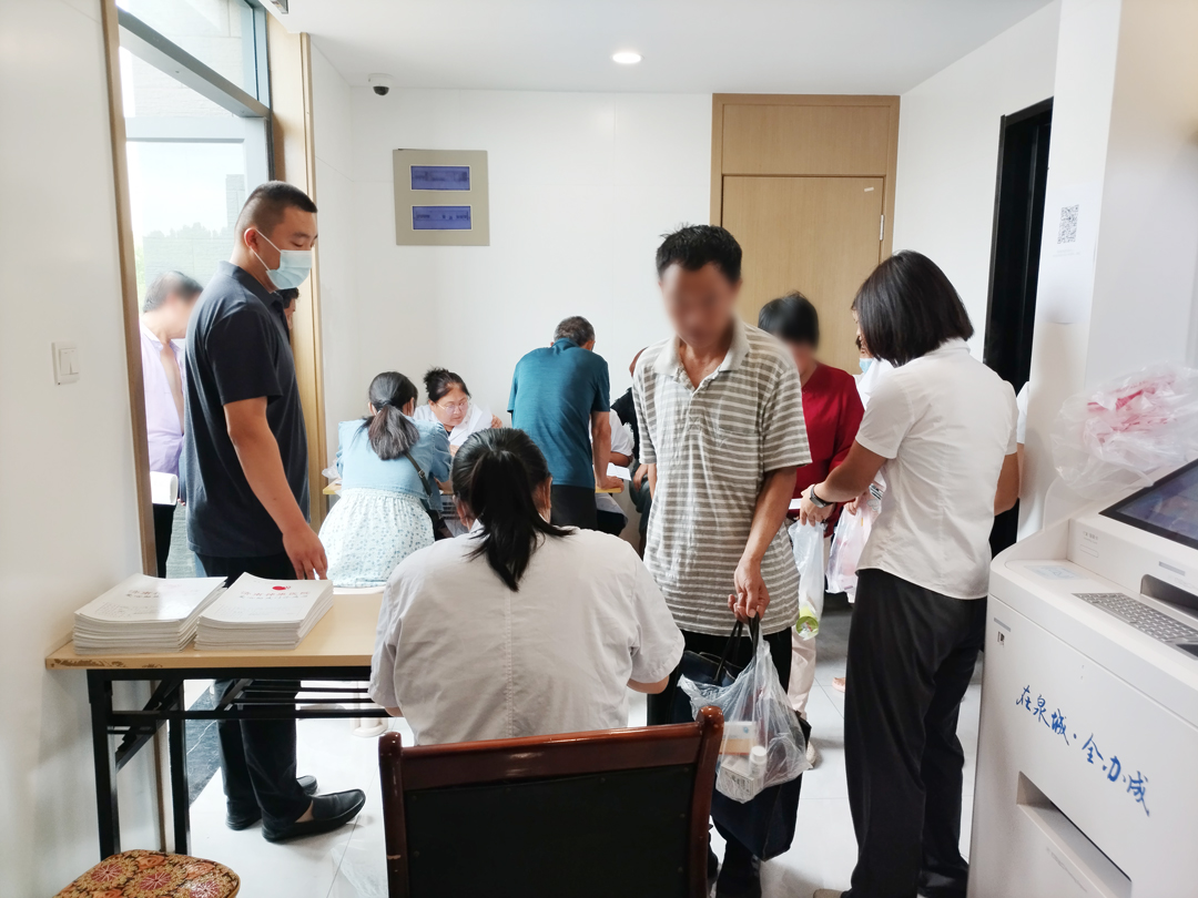 服务群众“零距离”,高新区残联联合我院为精神残疾人免费发放药