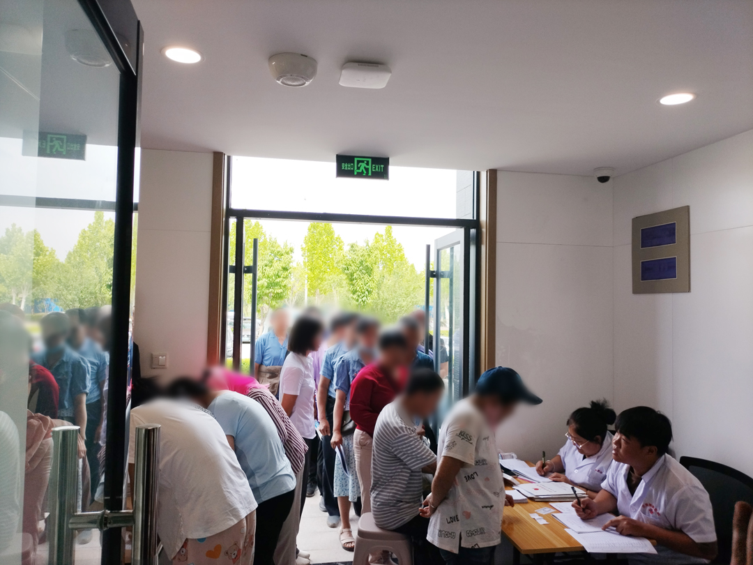 服务群众“零距离”,高新区残联联合我院为精神残疾人免费发放药